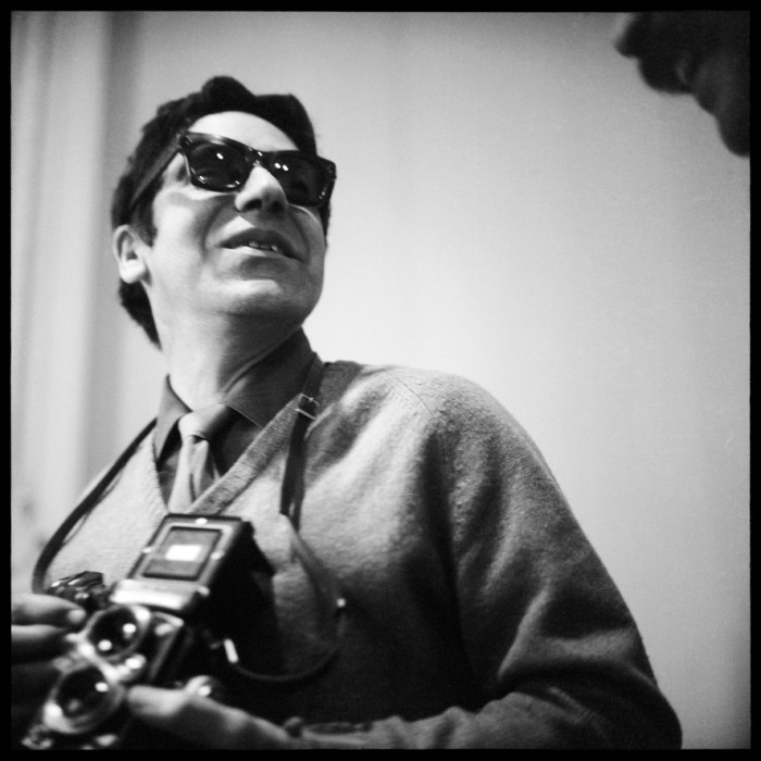 10- Carlos Cruz-Diez, Carlos Cruz-Diez, París, Francia, 1960, fotografía, 90 x 90 cmBaja (1)