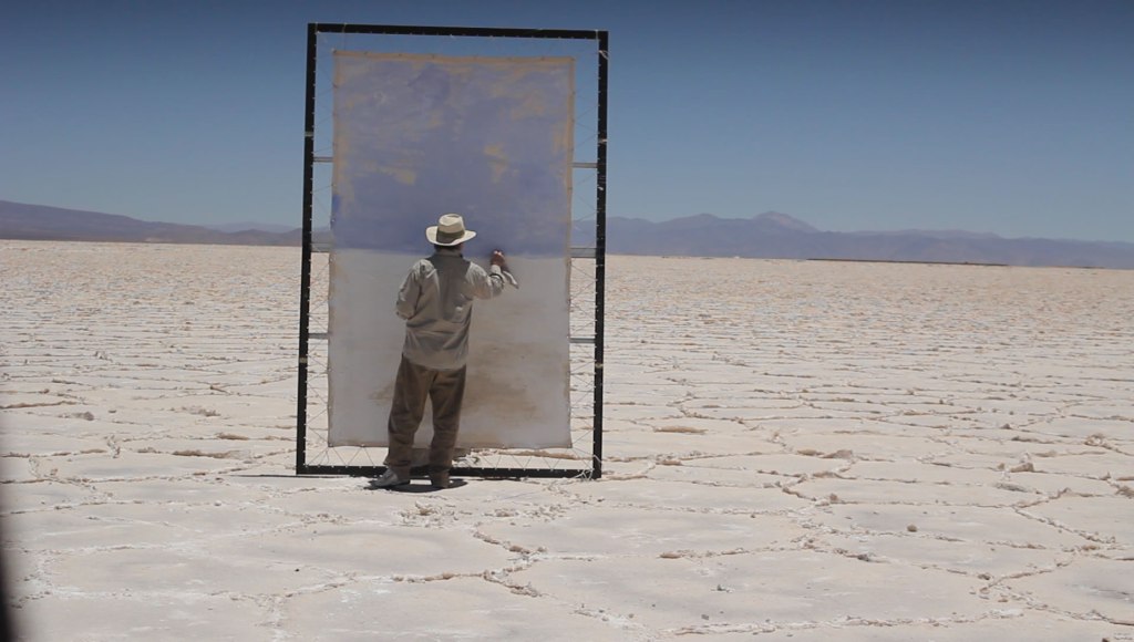 Historias mínimas de artistas enamorados del rincón que&nbsp;habitan